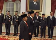 VIDEO: Jokowi Lantik AHY Jadi Menteri ATR/BPN dan Hadi Tjahjanto Menko Polhukam