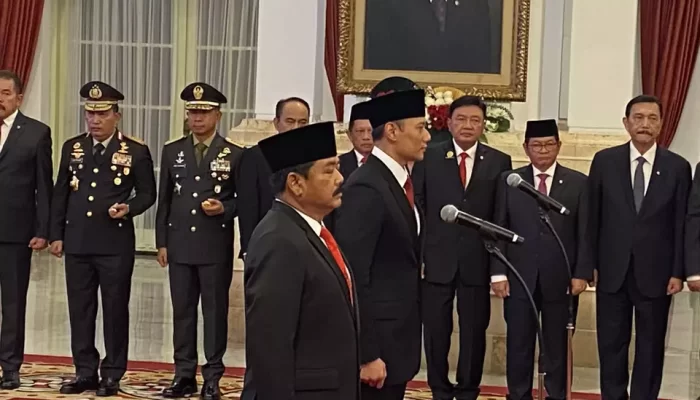 VIDEO: Jokowi Lantik AHY Jadi Menteri ATR/BPN dan Hadi Tjahjanto Menko Polhukam