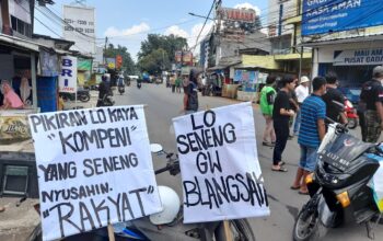 Tolak Rencana Penutupan Jalan oleh BRIN, Warga Setu Gelar Aksi Hingga Blokade Jalan Raya Puspiptek