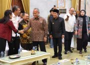 Pj Gubernur Al Muktabar: Provinsi Banten Terus Menggiatkan Layanan Pendidikan