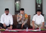 Polres Banjar Bersama Instansi Terkait Tertibkan APK pada Masa Tenang Pilkada Serentak 2024