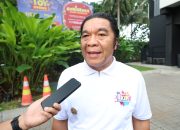 Pj Gubernur Al Muktabar Lepas Ribuan Peserta Lomba Lari Banten 10K