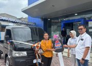 BRI BO Tanjungbalai Serahkan Grand Prize Mobil Suzuki Carry FD Kpada Pemenang PHS