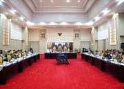 Jelang Bulan Ramadan, Pj Gubernur Banten A Damenta Ajak Kepala Daerah Jaga Stabilitas Harga dan Ketersedian Bahan Pangan