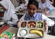 Program Makan Bergizi Gratis Disambut Gembira Siswa di Kota Tangsel