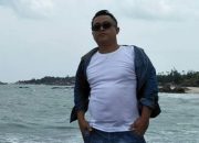 Warga Kronjo Minta Pagar Laut Dibongkar