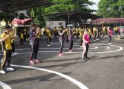 Tingkatkan Soliditas Polres Banjar Olahraga Bareng Personel