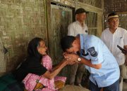 Bupati Maesyal Kunjungi Warga Miskin Asal Jambe
