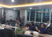 Ketua Umum PWI Pusat Hendry Ch Bangun Bekali OKK Wartawan Media Pandu Bangsa