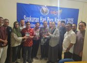 PWI Luncurkan Buku Pernak Pernik HPN 2025 dalam Acara Buka Puasa Bersama