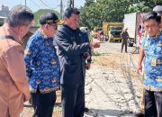 Bupati Maesyal Tinjau Perbaikan Jalan Bojong Renged Teluknaga