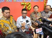 Gubernur Andra Soni Hadiri Serah Terima Kepala BPK Perwakilan Provinsi Banten