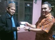Ikuti Intruksi Bupati, Camat Kresek Antarkan KTP Milik Warga