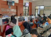 Pengakuan Warga Terkait Pelayanan Adminduk di Tangsel