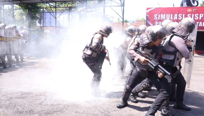 Polres Banjar Gelar Simulasi Sispamkota Jelang Aksi May Day