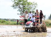 Tanam Padi, Gubernur Banten Optimis Provinsi Banten Swasembada Pangan