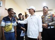 Tinjau Pelayanan UPT Samsat Cilegon, Wagub Banten A Dimyati Natakusumah Tegaskan Jangan Ada Pungli