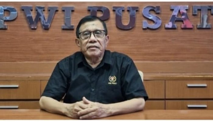 Wina Armada Ngawur Lagi, Hendry Ch Bangun Masih Ketua Umum PWI Pusat