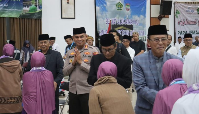 Keberangkatan Jamaah Haji Asal Ciamis Dikawal Pengamanan Personel Gabungan Polres Ciamis