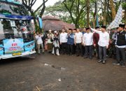 Lepas Jamaah Haji Kloter 52 JKG Kabupaten Lebak, Wagub Banten: Jaga Kesehatan dan Luruskan Niat Beribadah