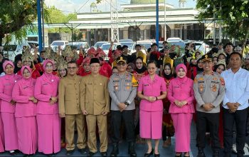 Peringati Hardiknas Kapolres Banjar Kungjungi SMA Negeri 1