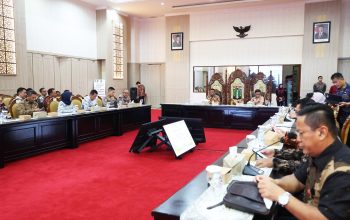 Sambut Antusiasme Masyarakat, Gubernur Banten Instruksikan UPT Samsat Tingkatkan Pelayanan