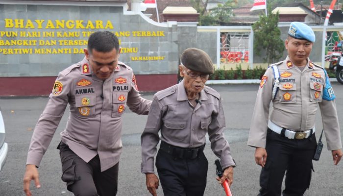Kapolres Ciamis Apresiasi Pahlawan Jalanan, Ajak Marso ke Mako Polres