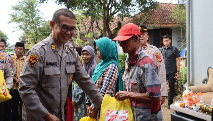 Polres Ciamis Bangun Sarana MCK Bagi Warga Yang Membutuhkan