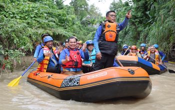 Arungi Sungai Cibanten, Gubernur Banten Andra Soni: Sungai Harus Jadi Warisan Bersih untuk Generasi Mendatang