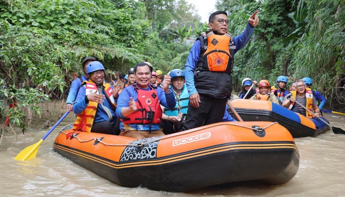 Arungi Sungai Cibanten, Gubernur Banten Andra Soni: Sungai Harus Jadi Warisan Bersih untuk Generasi Mendatang