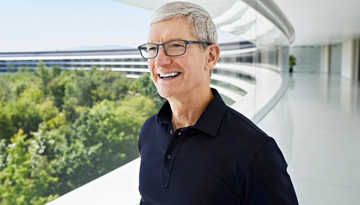 Dinilai Tertinggal di Sektor AI, Tim Cook Disarankan Mundur dari Jabatan CEO Apple