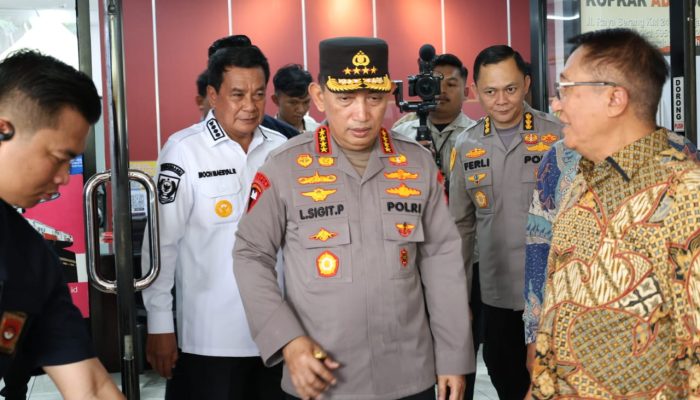 Gelar HUT Bhayangkara, Kapolri Bupati dan Kapolresta Gelar Donor Darah Di PT Adis