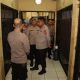 Sidak Rutan, Kapolresta Tangerang Pastikan Tahanan Bisa Sholat 5 Waktu