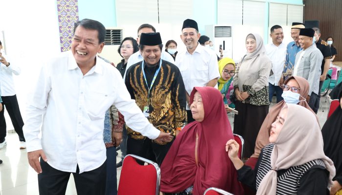 Bupati Hadiri Baksos  Pengobatan Gratis di Sepatan Timur