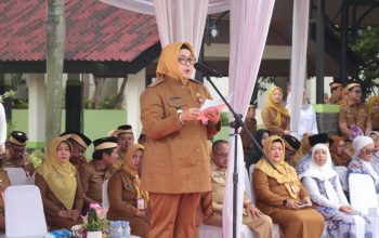 Hj Intan Pimpin Upacara Peringatan Hari Koperasi