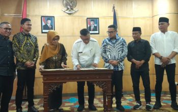 Tangsel dan Pandeglang Teken Kerja Sama Kelola Sampah, 500 Ton Perhari Dibuang ke Bangkonol