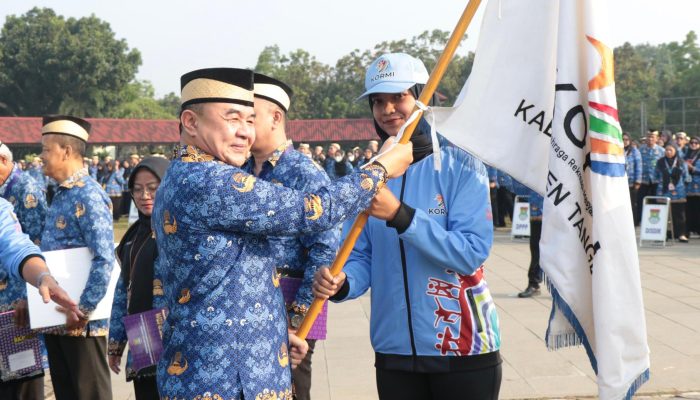 Sekda Tangerang Serukan Revolusi Pelayanan Publik & Lepas Kontingen FORNAS dengan Penuh Haru!