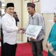 Wagub Banten A Dimyati Natakusumah Salurkan Bantuan RLHB dan Biaya Pendidikan BAZNAS Provinsi Banten