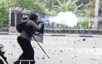 AIP KURNIAWAN DEMO DPR (17)