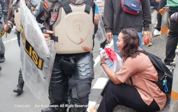 AIP KURNIAWAN DEMO DPR (7)