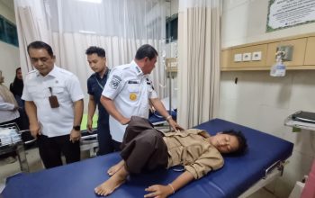 Bupati Langsung Gerak Cepat Jenguk Siswa SDN Kedung Dalem Mauk