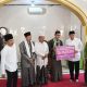 Jumling di Mesjid Kresek, Bupati Serahkan Bantuan kepada DKM