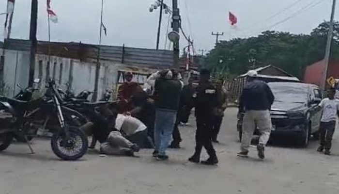 Liput Penyegelan Pabrik, Wartawan di Serang Banten Dikeroyok dan Disandera