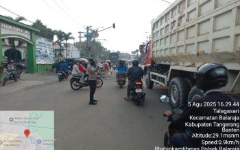 Polsek Balaraja Laksanakan Program PECAK Wujudkan Kamseltibcar Lantas Sore Hari