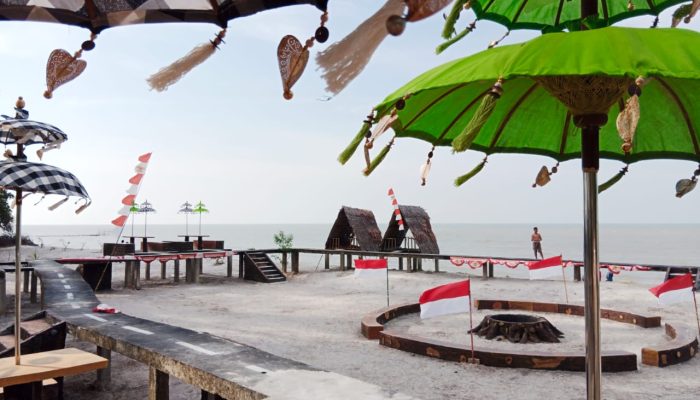 Pantai Cemara Kembar Hadirkan Tempat Wisata Baru Super Keren, Spot Sunset ala Bali