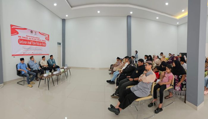 Meriahkan Bulan Kemerdekaan, PWI Tangsel bersama Baznas Santuni Anak Yatim dan Dhuafa