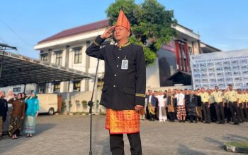 HUT RI, Pegawai BRI Pandeglang Gunakan Pakaian Wastra Nusantara