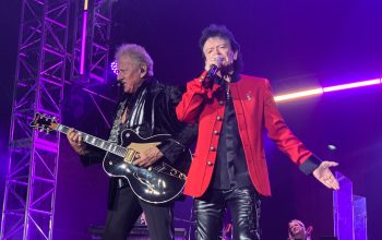 Air Supply Rayakan 50 Tahun Bermusik di Jakarta, Hipnotis Ribuan Penggemar dengan Balada Cinta