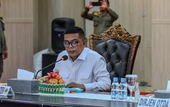 Gelar Rakor Penguatan Satlinmas, Gubernur Andra Soni: Perlu Kesiapsiagaan Dini