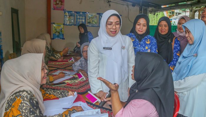 Tinawati Andra Soni Apresiasi Posyandu yang Terapkan 6 Standar SPM
